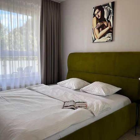 Europa22 "Apartament Delux" Z Wanna - Centrum Miasta Z Widokiem Na Staw Z Fontannami Томашув-Мазовєцкі Екстер'єр фото